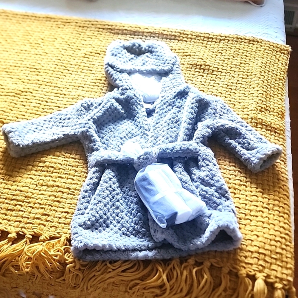 Modern baby robe with towels 0-9 M